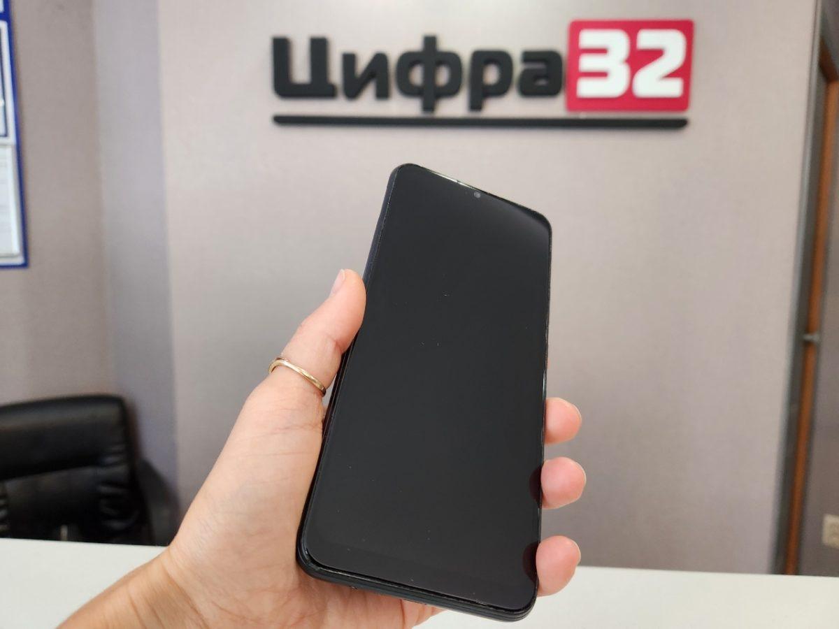 Смартфон Realme C21 3/32 ГБ RU Смартфон Realme C21 3/32 ГБ RU