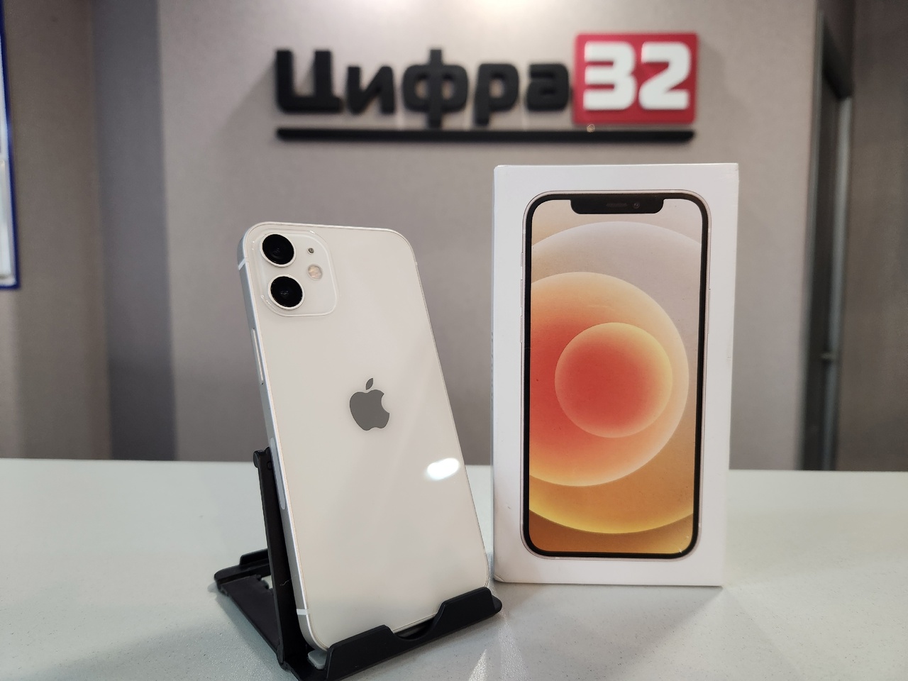 iPhone 12 mini 256ГБ iPhone 12 mini 256ГБ