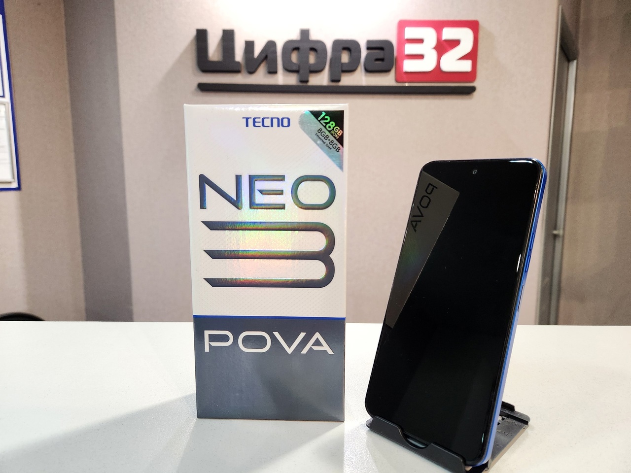 Tecno POVA Neo 3 Tecno POVA Neo 3