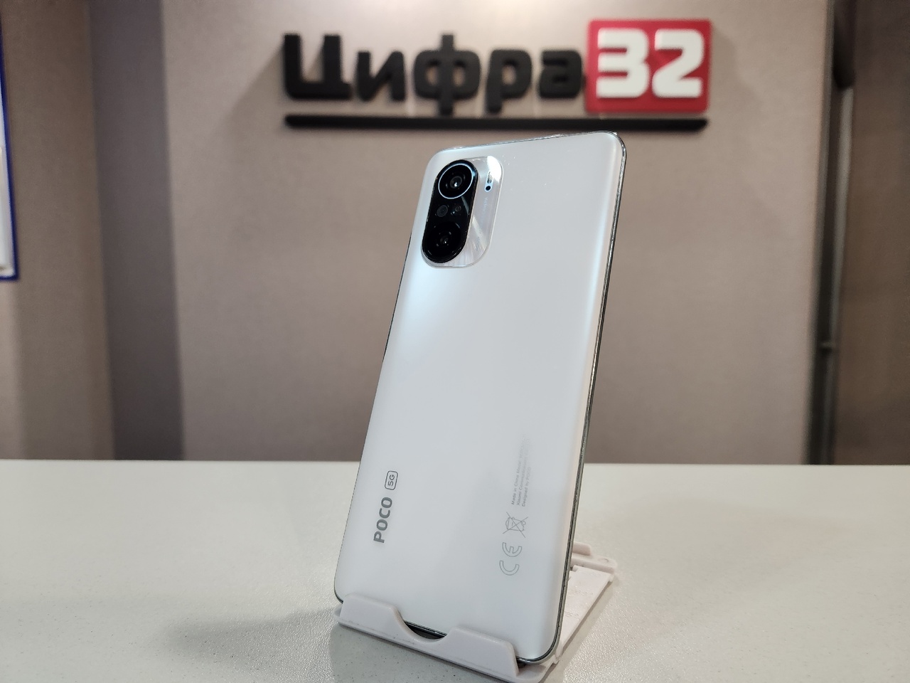 POCO F3 8/256Gb POCO F3 8/256Gb