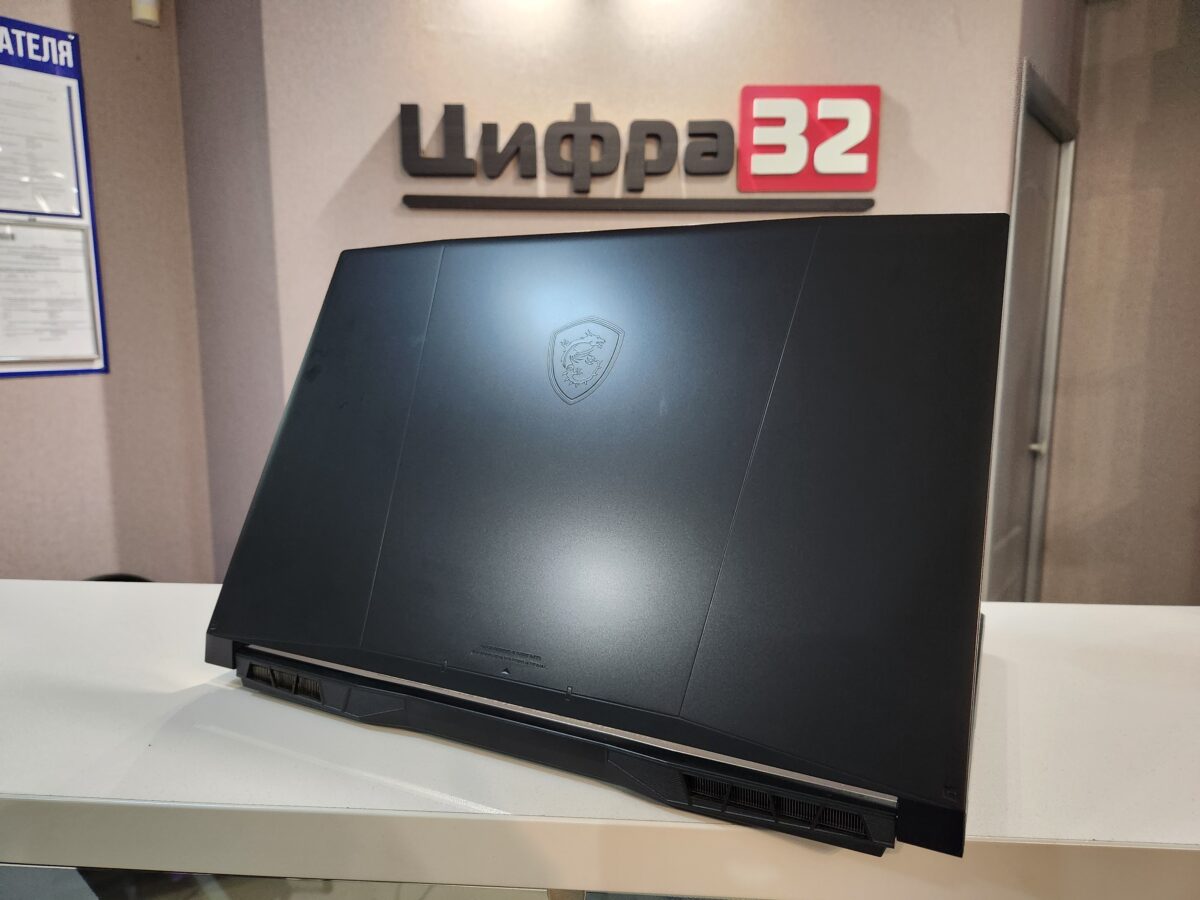 ноутбук MSI Katana 17 ноутбук MSI Katana 17