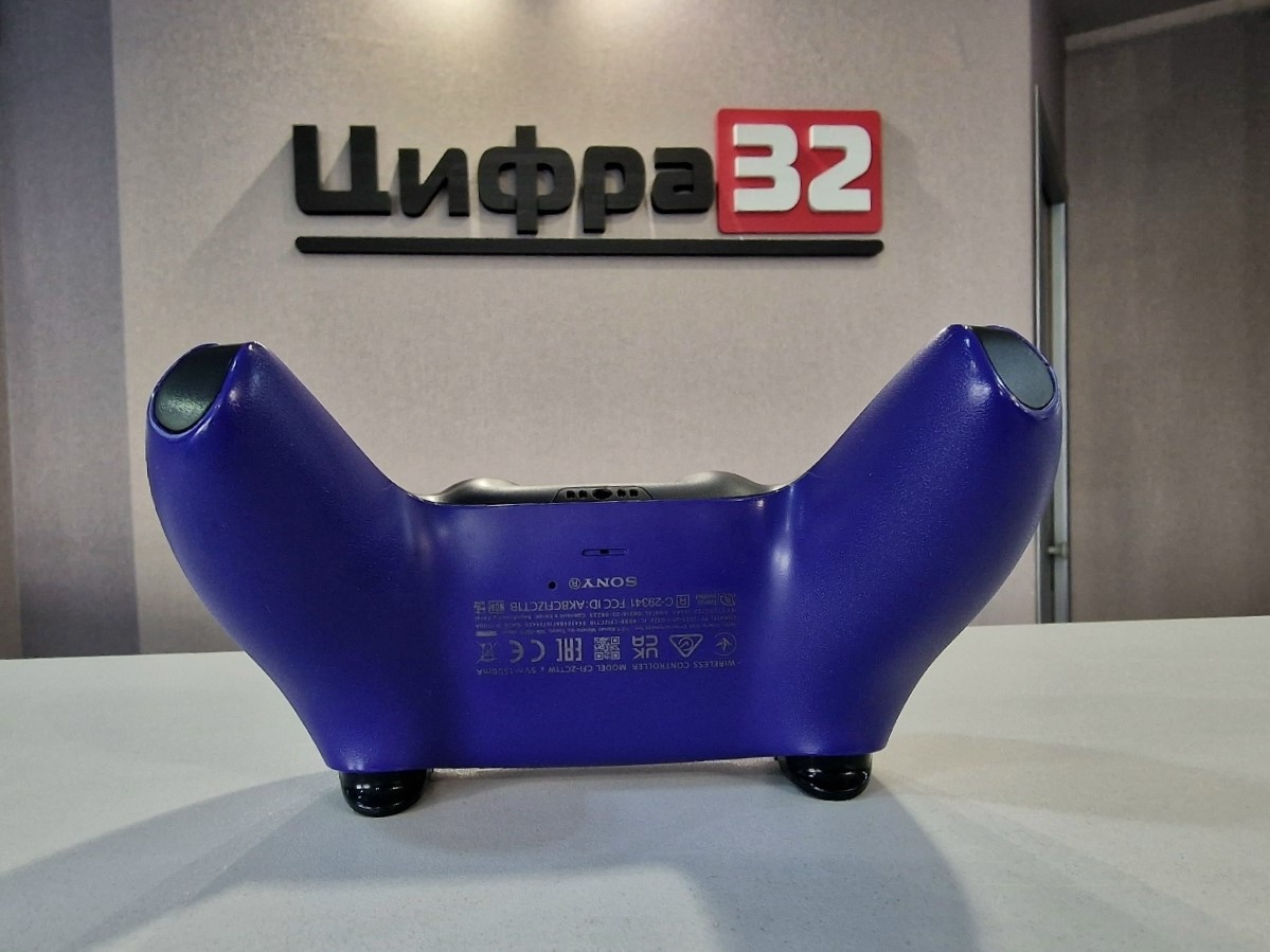 Геймпад Sony PlayStation DualSense для PS5 Геймпад Sony PlayStation DualSense для PS5