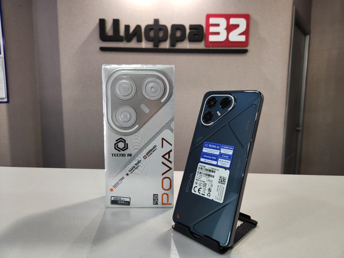 Tecno POVA 7 Tecno POVA 7