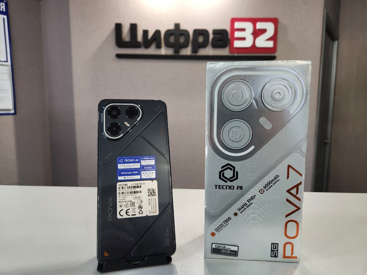 Tecno POVA 7 Tecno POVA 7
